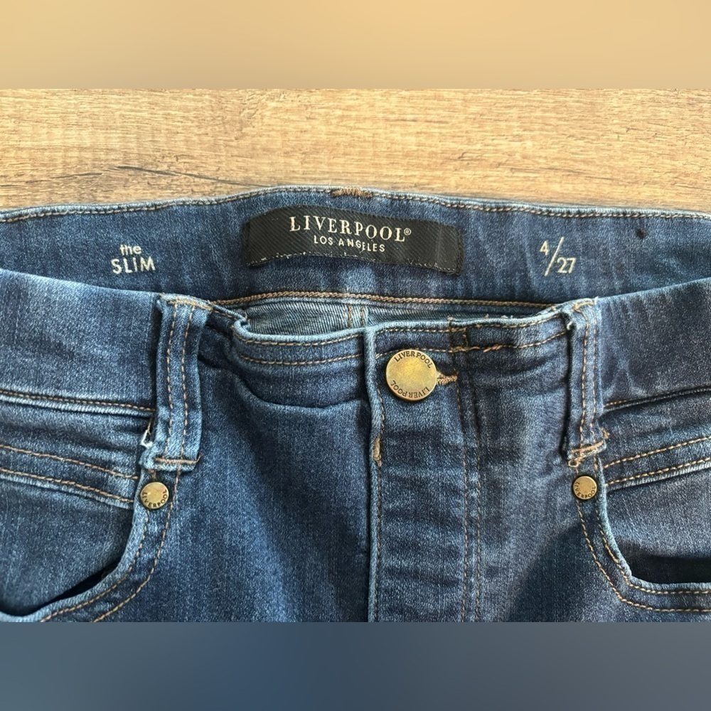 Liverpool Jeans The Slim Straight Leg Pull On in Griffith SPR DK Mid Rise Size 4 - Picture 4 of 13